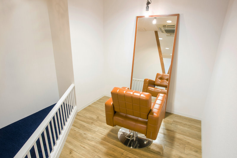 REVOLUCIA 博多 | 博多のヘアサロン