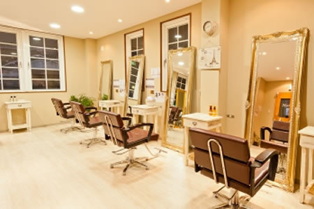 Marble | 松原のヘアサロン