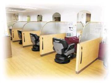 モモタロー 本町本店 | 本町のヘアサロン