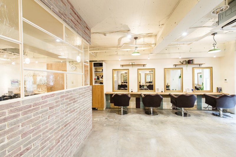 sion | 新宿のヘアサロン