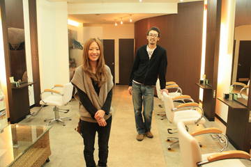 One World | 白石区/南区/豊平区周辺のヘアサロン