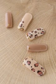 lot | 心斎橋のネイルサロン lot | 心斎橋のネイルサロン