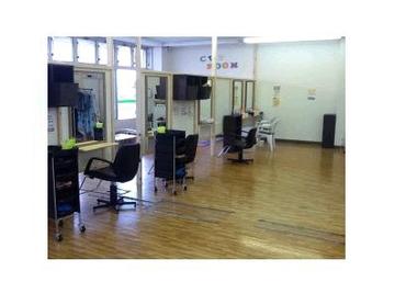 カットルームカラー 長井店 | 長井のヘアサロン