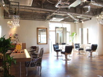 hair&work uka | 天神/大名のヘアサロン