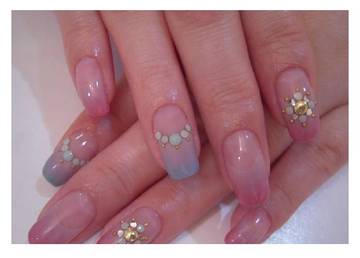 ネイルズ シャトン(NAILS CHATON) | 天神/大名のネイルサロン