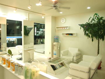 reaRism | 北区/東区周辺のヘアサロン