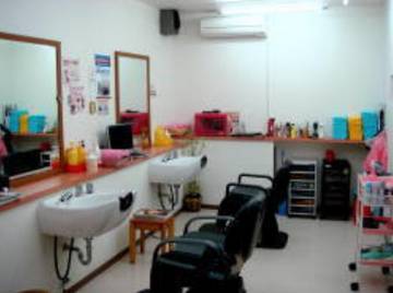 ヘアーズキューブタカノ | 紋別のヘアサロン