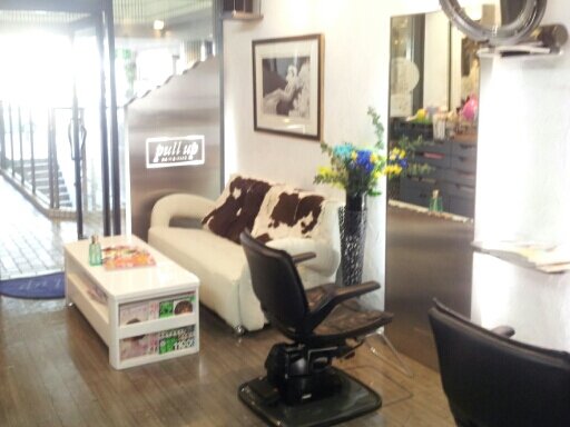 pullup | 本山/今池のヘアサロン