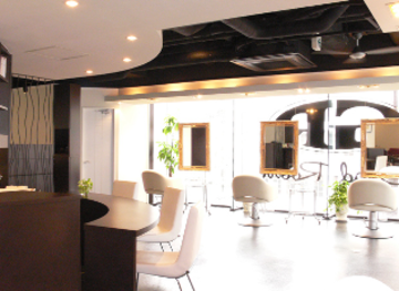 hair GLADROOM | 大通のヘアサロン