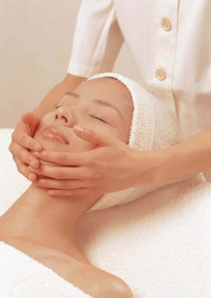 エステサロン リフィット | 那覇のエステサロン エステサロン リフィット | 那覇のエステサロン