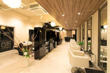 Bee HIVE Rta | 松山のヘアサロン