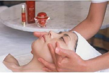 山野愛子どろんこ美容 徳島店 | 徳島のエステサロン 山野愛子どろんこ美容 徳島店 | 徳島のエステサロン