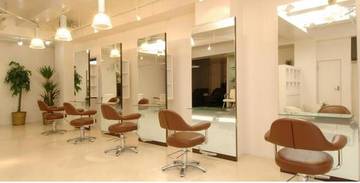 azule | 草加のヘアサロン