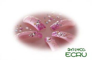 ECRU | 春日井のネイルサロン
