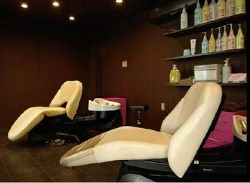 HUG AVEC | 小牧のヘアサロン HUG AVEC | 小牧のヘアサロン