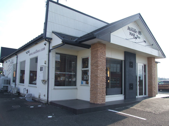 Nail & Eyelash Bee 福島西店 | 福島のネイルサロン Nail & Eyelash Bee 福島西店 | 福島のネイルサロン