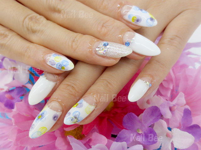 Nail & Eyelash Bee　福島ピボット店 | 福島のネイルサロン