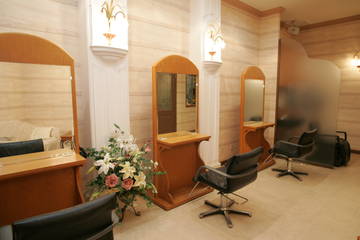 サロンゆりの森・美容室ラディアンス | 上越のヘアサロン サロンゆりの森・美容室ラディアンス | 上越のヘアサロン