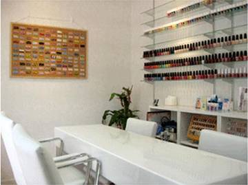 Pure White | 豊田のネイルサロン