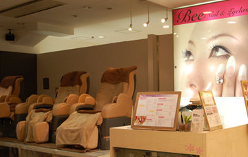 Nail & Eyelash Bee 銀座ネイル店 | 銀座のネイルサロン Nail & Eyelash Bee 銀座ネイル店 | 銀座のネイルサロン