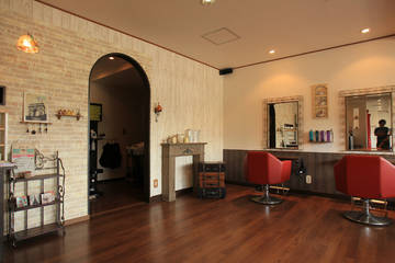 Hair & Nail & BodyArt  LUXSIS | 可児のヘアサロン