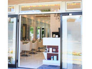 THREE PEACE axis | 東根のヘアサロン