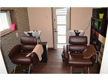 LAKE LOVERS | 栗東のヘアサロン