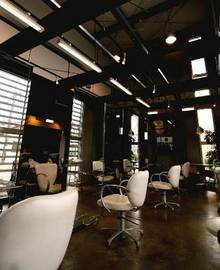 LAULE'A | 出雲のヘアサロン