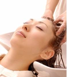 LAULE'A | 出雲のヘアサロン