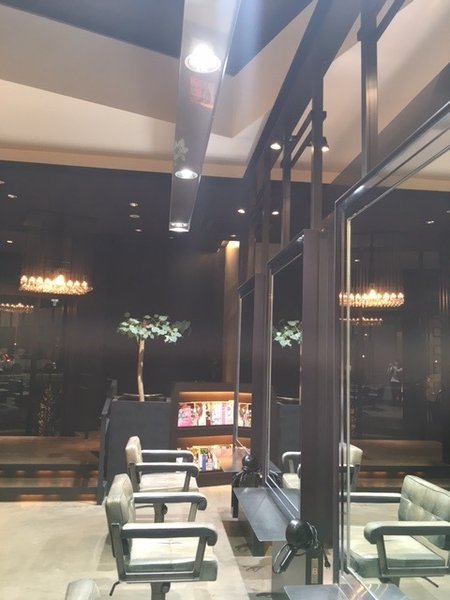 glam by REIELEGANCE | 御器所のヘアサロン