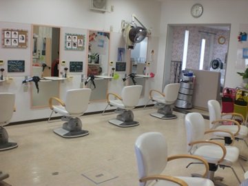 美容院べっぴん | 佐伯のヘアサロン