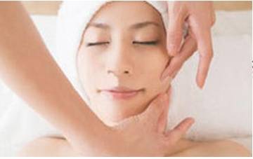 サロンプリエ | 武雄のエステサロン