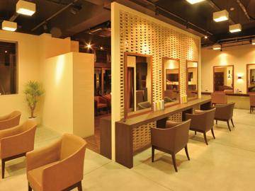 Pap's de coiffeur 宝塚南口 | 宝塚のヘアサロン