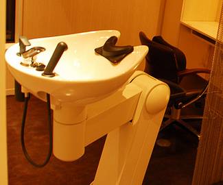 LUANA Hair Make | 牛久のヘアサロン