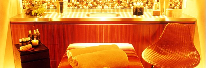 Heaka AVEDA(ヒアカ アヴェダ) 自由が丘店 | 自由が丘のヘアサロン Heaka AVEDA(ヒアカ アヴェダ) 自由が丘店 | 自由が丘のヘアサロン