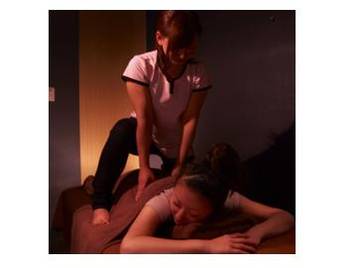 ほぐしや本舗 RiRAKU 新宿靖国通り本店 | 新宿のリラクゼーション