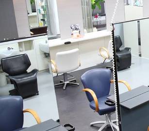 KAMIO APITA | 白山のヘアサロン