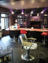 美容室ＢＵＲＳＴ | 長崎のヘアサロン