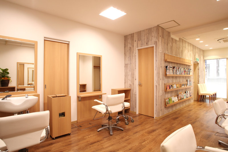 ヘアカット専門店　BLUE FOREST.田町店 | 田町のヘアサロン