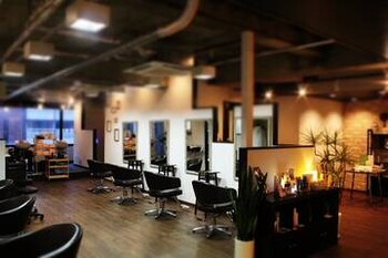 quoit | 心斎橋のヘアサロン