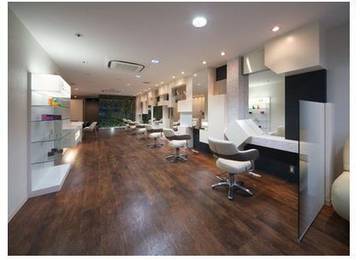 OZ hair & total beauty | 姫路のヘアサロン