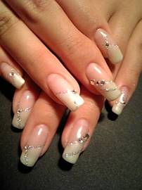 GemStone | 尼崎のネイルサロン