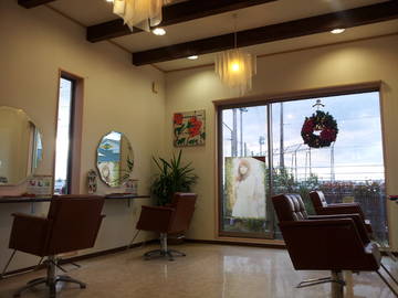 ＣＨＥＥＣＫ　ＨＡＩＲ　ＰＲＯＤＵＣＴＩＯＮ | 伊予のヘアサロン