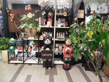 髪工房ヘアースタジオ | 光のヘアサロン