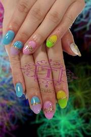 TRUST | 姫路のネイルサロン TRUST | 姫路のネイルサロン