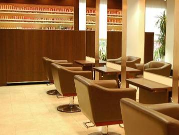 HERBE | 川西のヘアサロン