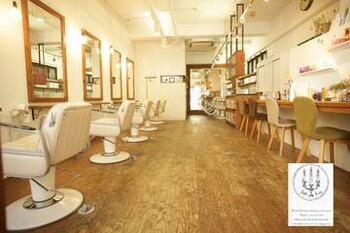 BUZZ | 心斎橋のヘアサロン