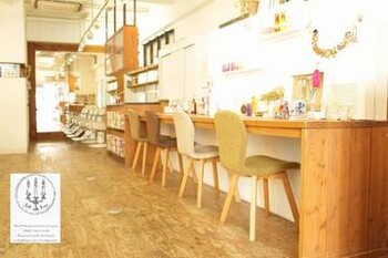 BUZZ | 心斎橋のヘアサロン