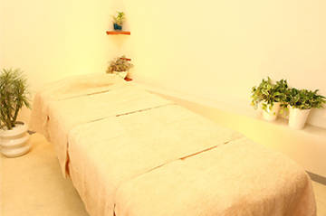 フェイシャルクリニックサロン　Poursoin -プルソワン- | 伊丹のエステサロン