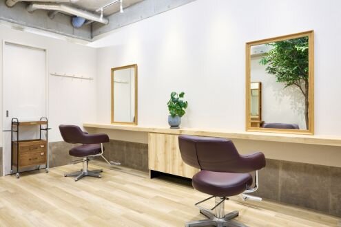 ヘアカット専門店 BLUE FOREST.PLUS! 麻布二の橋店 | 麻布のヘアサロン ヘアカット専門店 BLUE FOREST.PLUS! 麻布二の橋店 | 麻布のヘアサロン